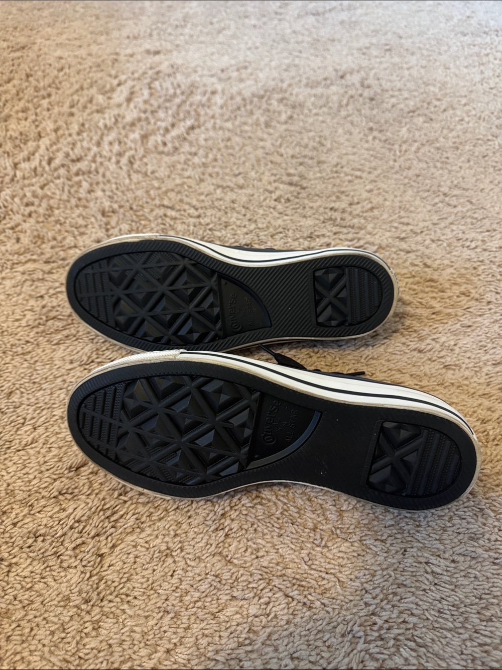 Converse Low-Top Sneakers in Black and White - Picture 6 of 7